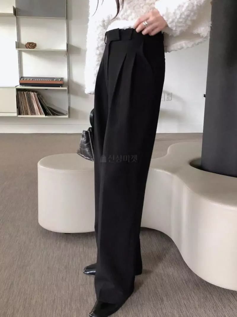 Overclassic - Korean Women Fashion - #momslook - Lic Stripes Pants - 2