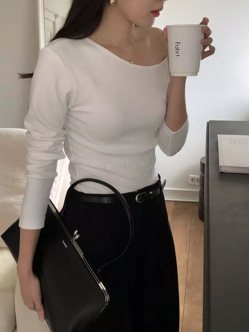 Overclassic - Korean Women Fashion - #pursuepretty - Unbal Long Sleeves Tee - 11