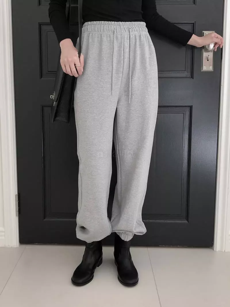 Overclassic - Korean Women Fashion - #vintagekidsstyle - Sweat Pants - 4