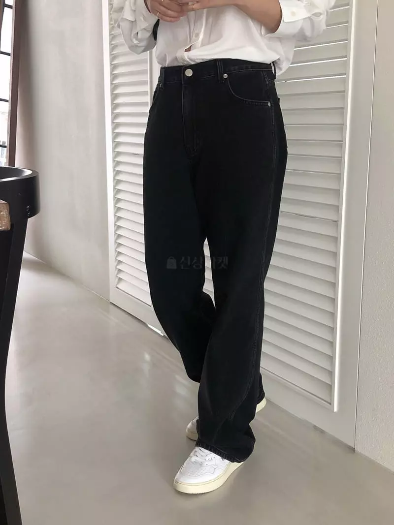 Overclassic - Korean Women Fashion - #restrostyle - Biv Black Jeans - 2