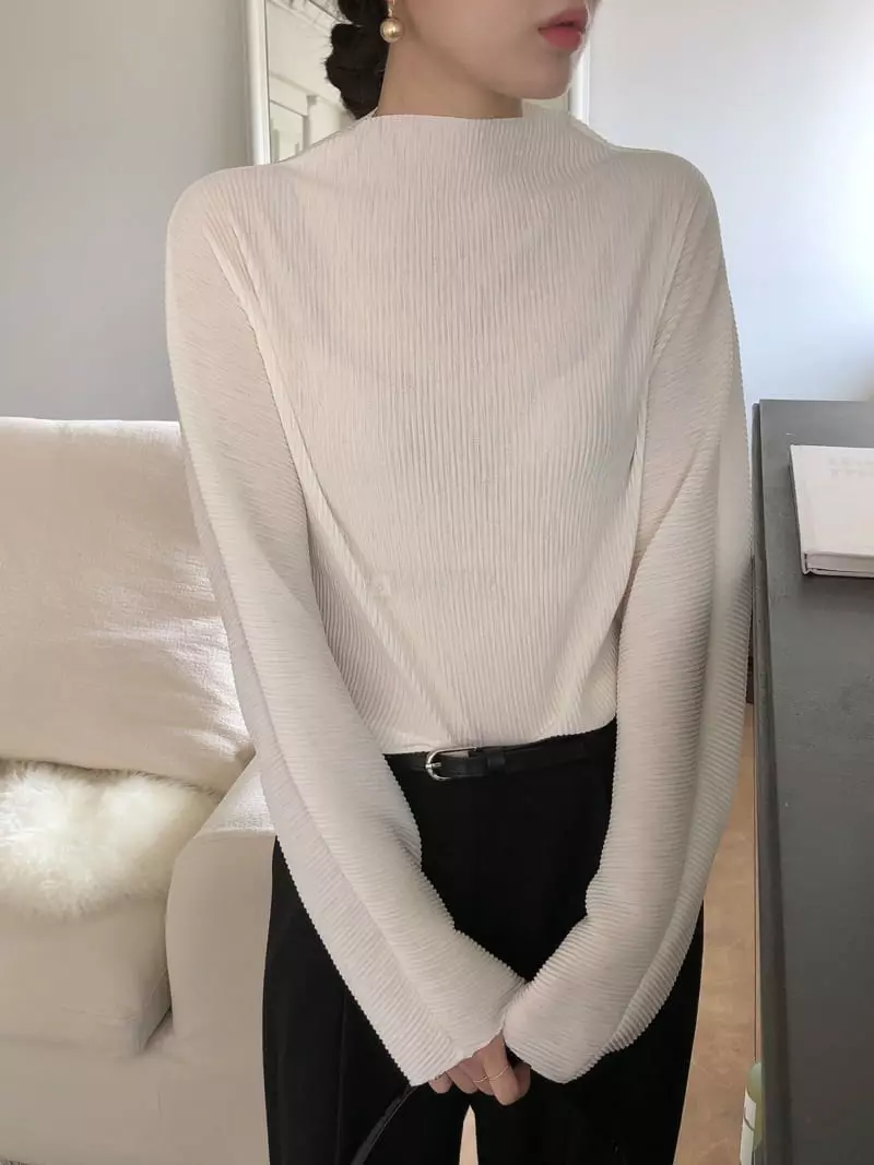 Overclassic - Korean Women Fashion - #restrostyle - Brin Pleats Tee