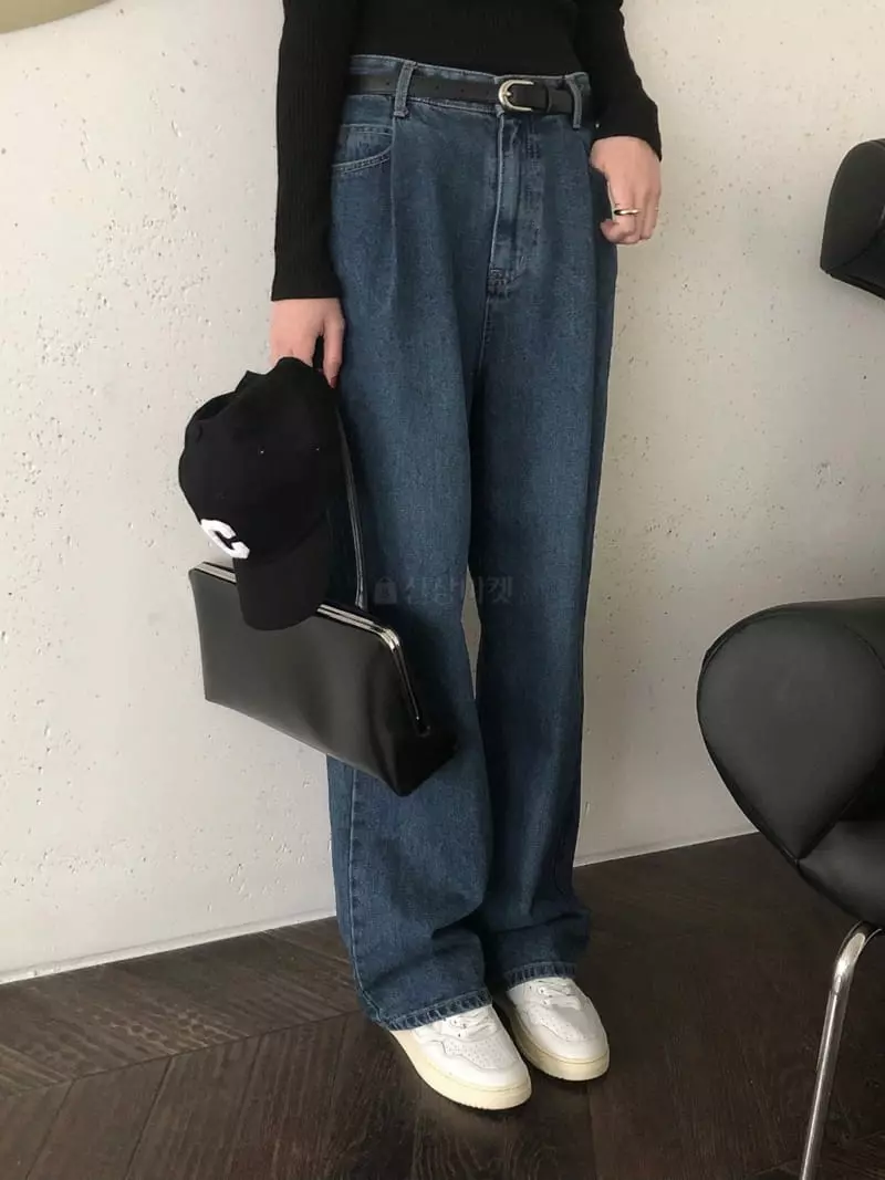 Overclassic - Korean Women Fashion - #restrostyle - French Pintuck Jeans - 4