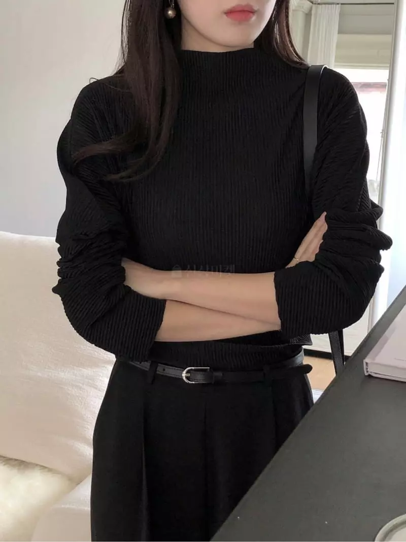 Overclassic - Korean Women Fashion - #shopsmall - Brin Pleats Tee - 3