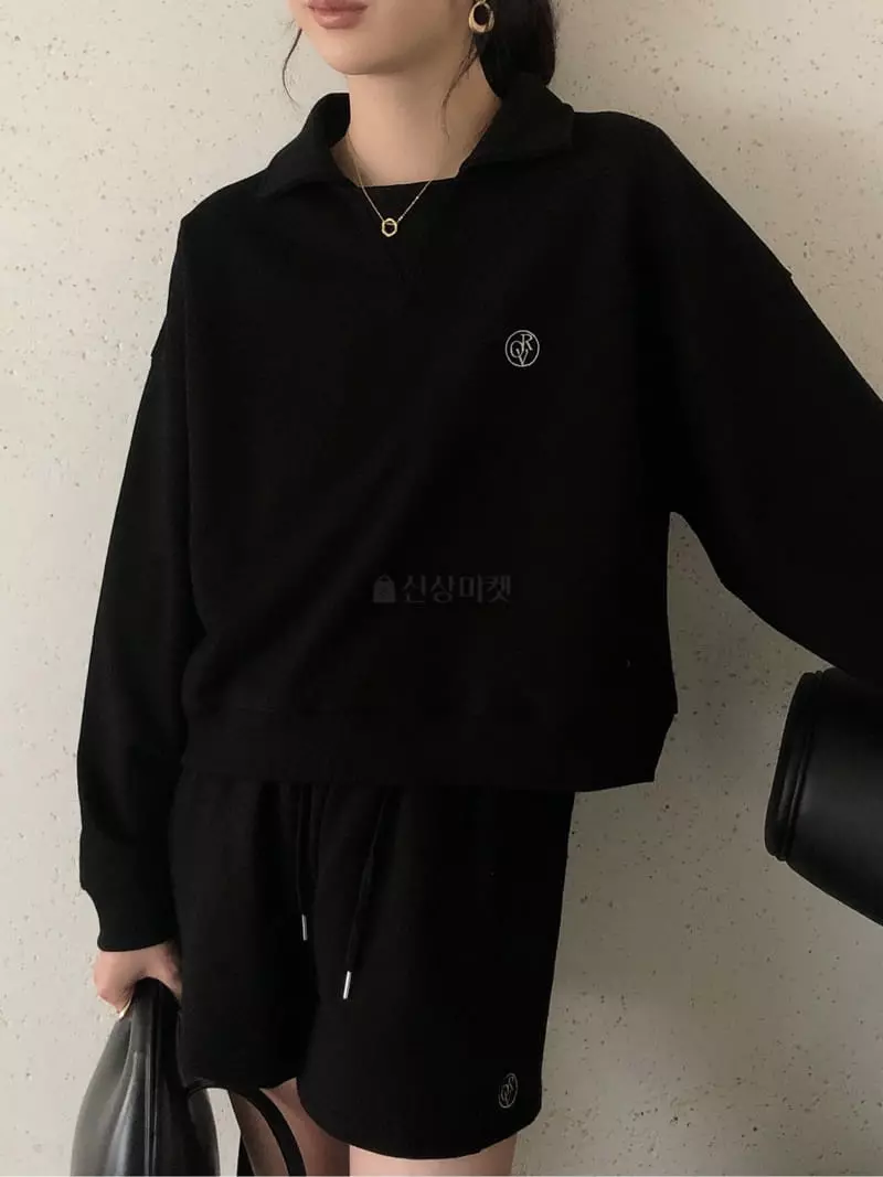 Overclassic - Korean Women Fashion - #vintageinspired - Happy Collar Sweatshirt - 3