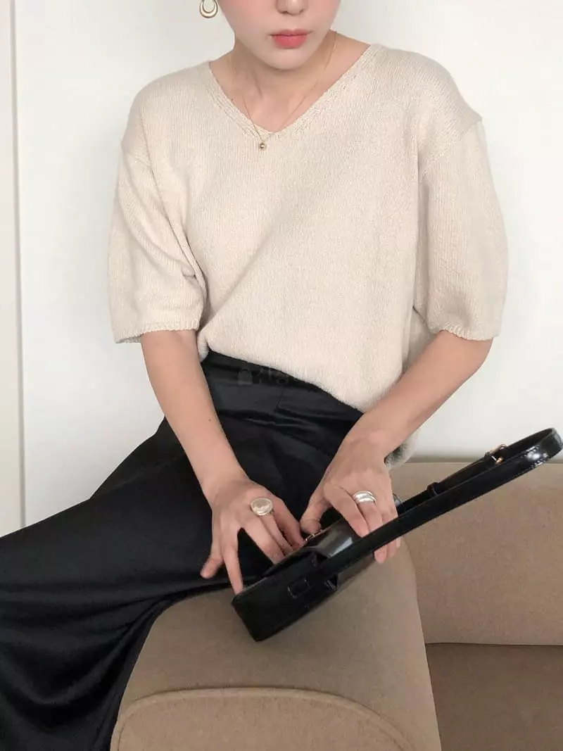 Overclassic - Korean Women Fashion - #vintageinspired - Nore V Neck Knit Tee - 10