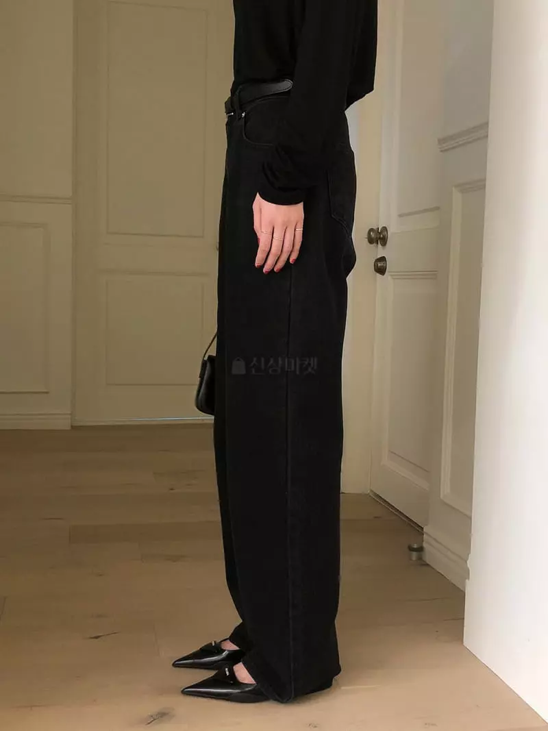 Overclassic - Korean Women Fashion - #vintagekidsstyle - Siena Black Jeans - 7