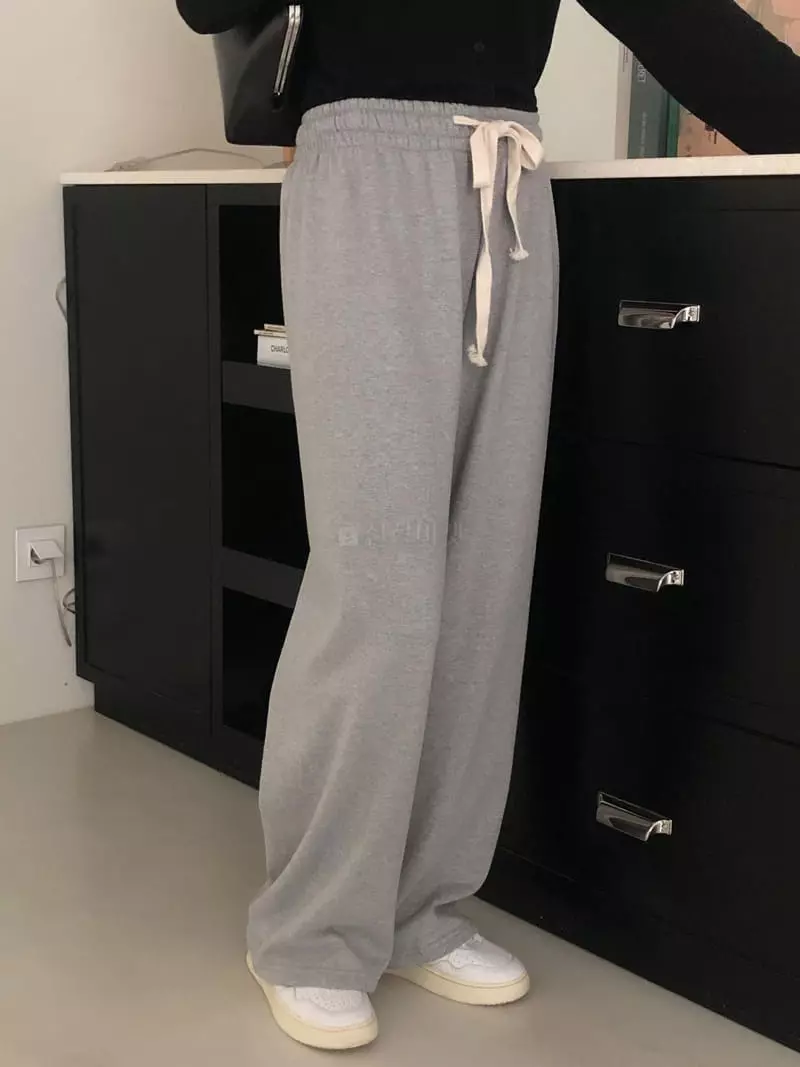 Overclassic - Korean Women Fashion - #womensfashion - Embrodiery Teaining Pants