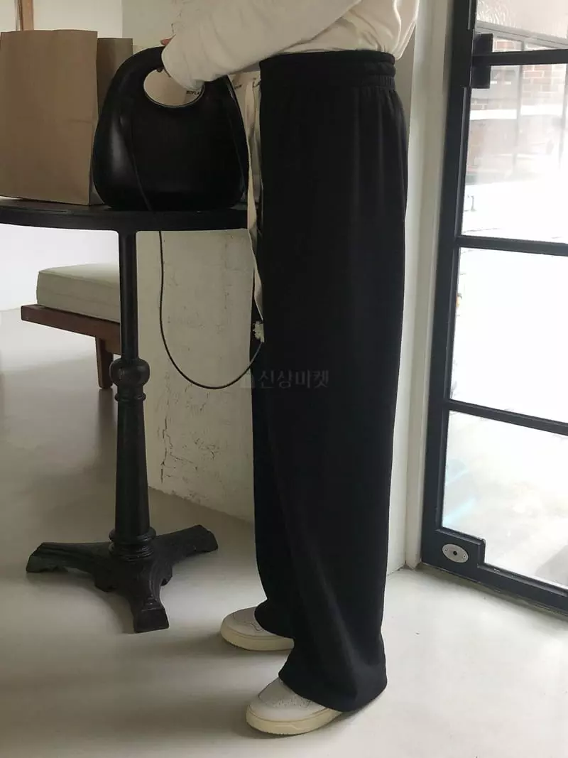 Overclassic - Korean Women Fashion - #womensfashion - Embrodiery Teaining Pants - 11