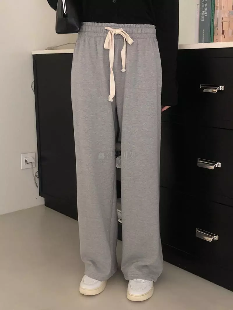 Overclassic - Korean Women Fashion - #womensfashion - Embrodiery Teaining Pants - 3
