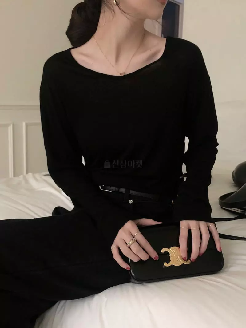 Overclassic - Korean Women Fashion - #womensfashion - Breeds Loose Tee - 10
