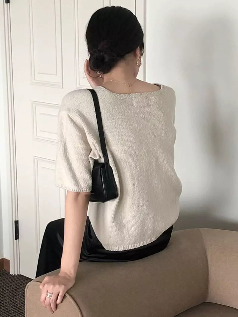 Overclassic - Korean Women Fashion - #womensfashion - Nore V Neck Knit Tee - 3