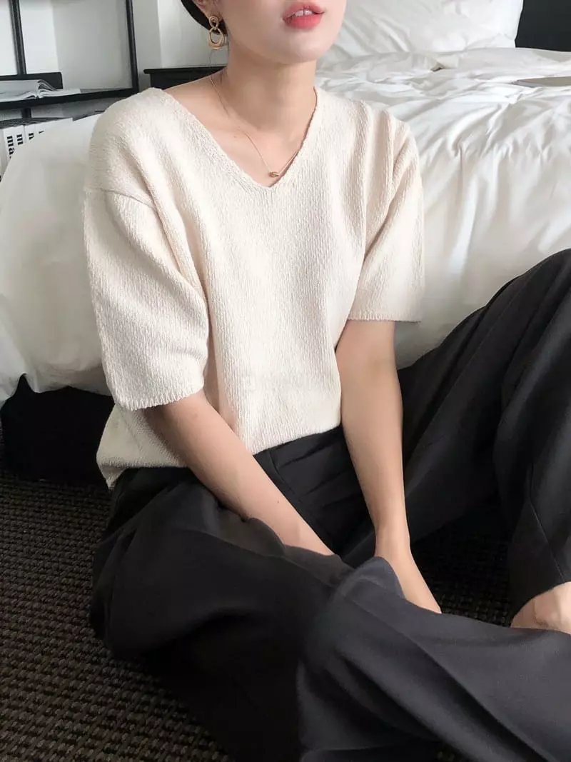 Overclassic - Korean Women Fashion - #womensfashion - Nore V Neck Knit Tee - 5