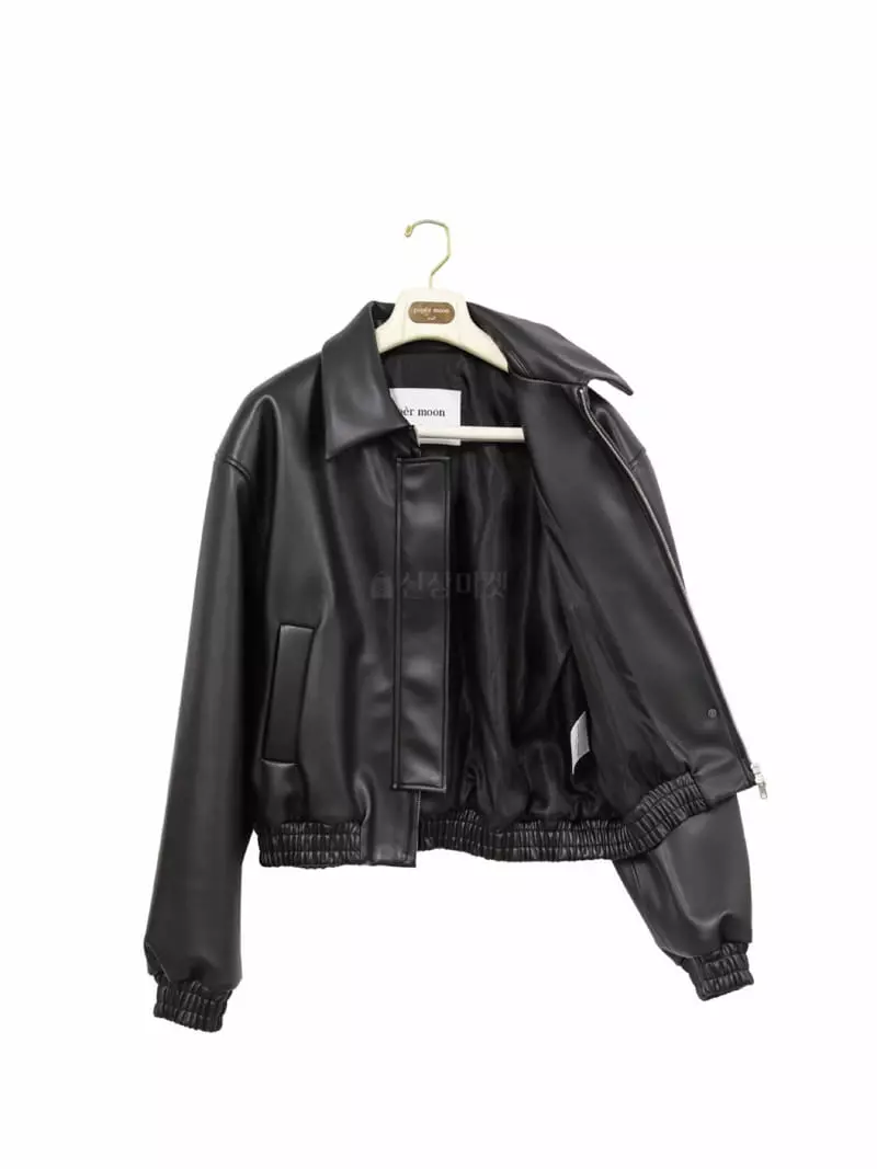 Paper Moon - Korean Women Fashion - #momslook - Vigan Padded Jacket  - 12