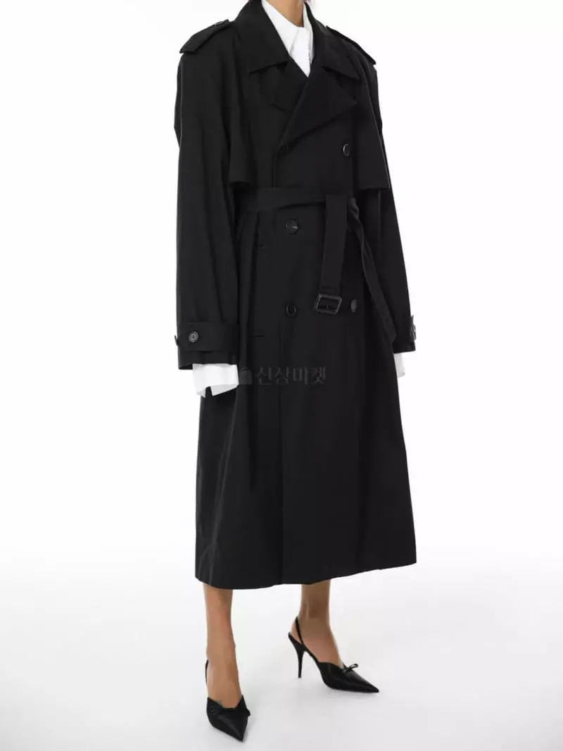 Paper Moon - Korean Women Fashion - #vintagekidsstyle - Padded Detail Coat - 6
