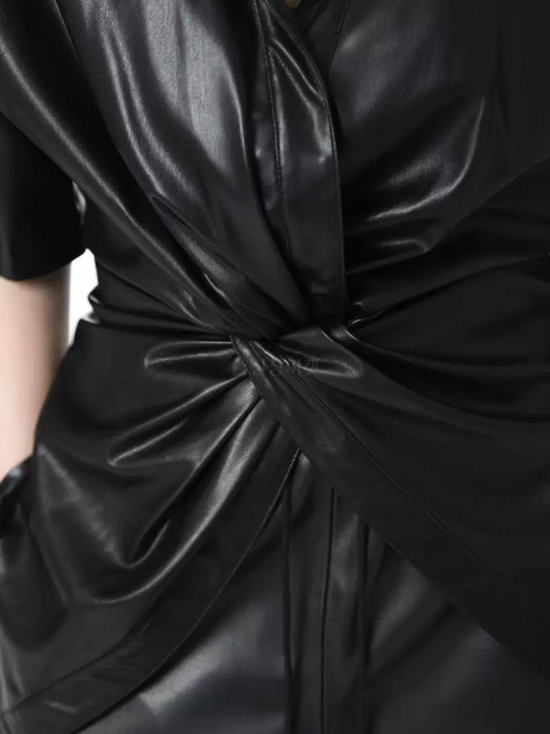 Paper Moon - Korean Women Fashion - #womensfashion - Bigan Detail Blouse - 2