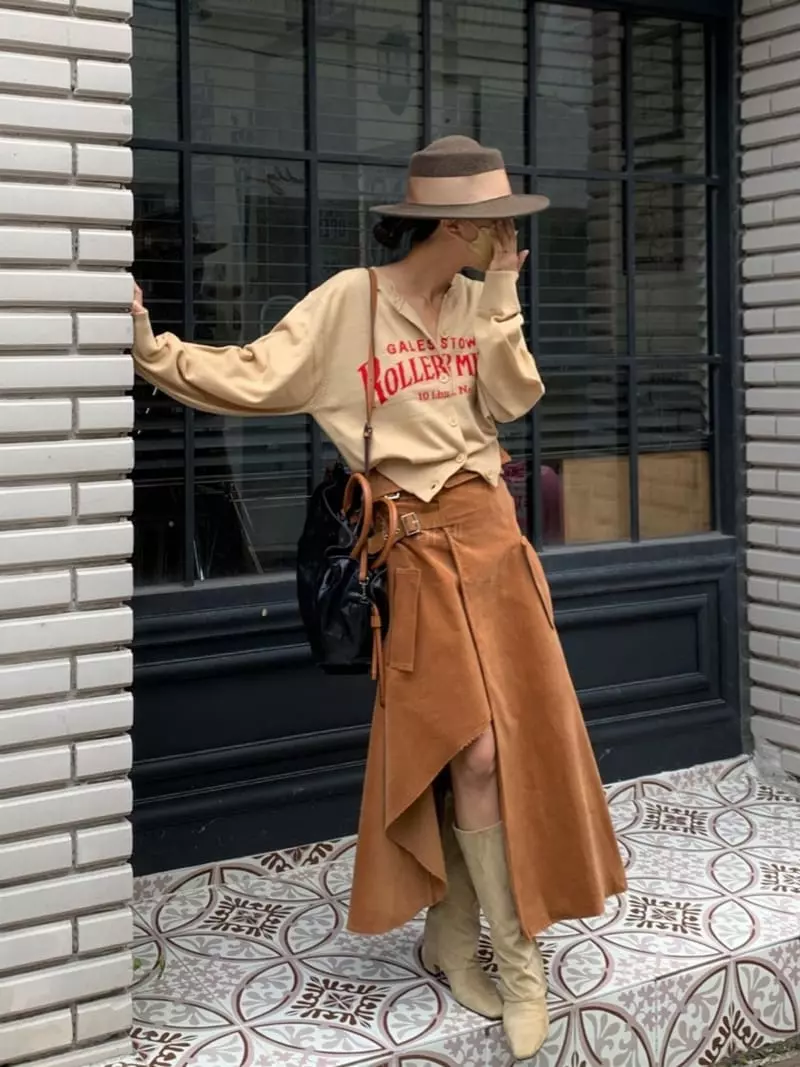 Pb - Korean Women Fashion - #restrostyle - Suede Buckle Skirt - 10