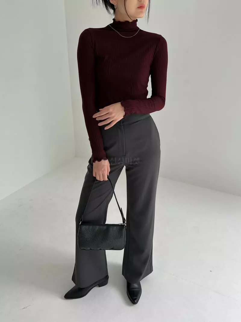 Pic - Korean Women Fashion - #momslook - Mock Neck Rib Tee - 5