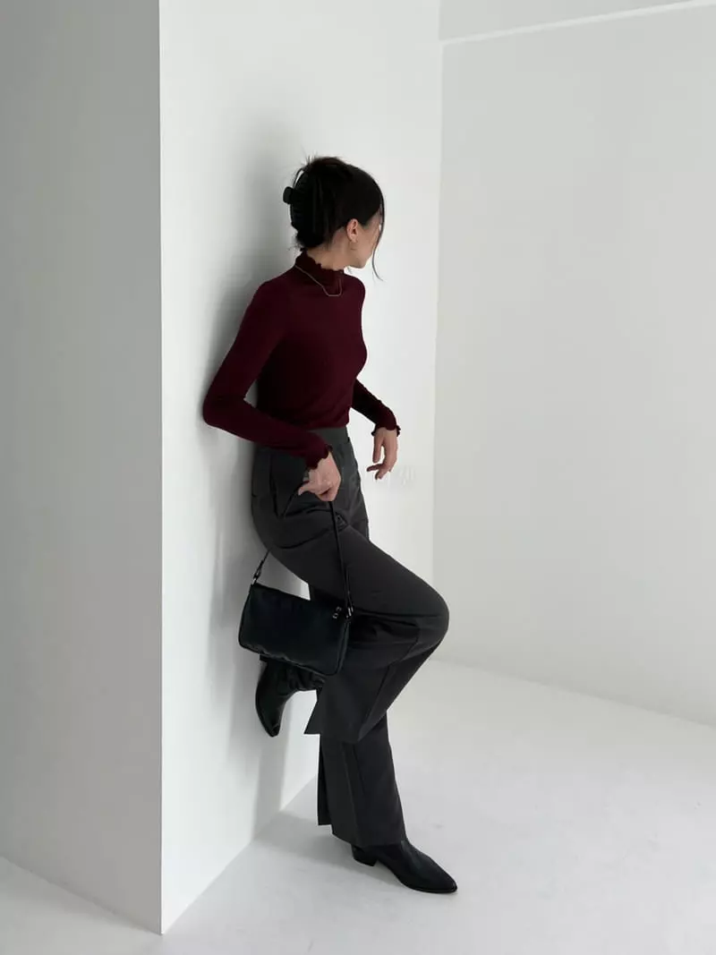 Pic - Korean Women Fashion - #momslook - Mock Neck Rib Tee - 7