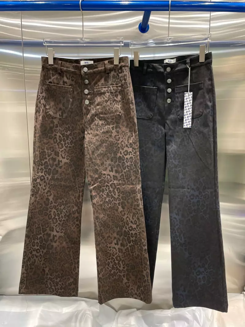 Pic - Korean Women Fashion - #momslook - Leopard Pants