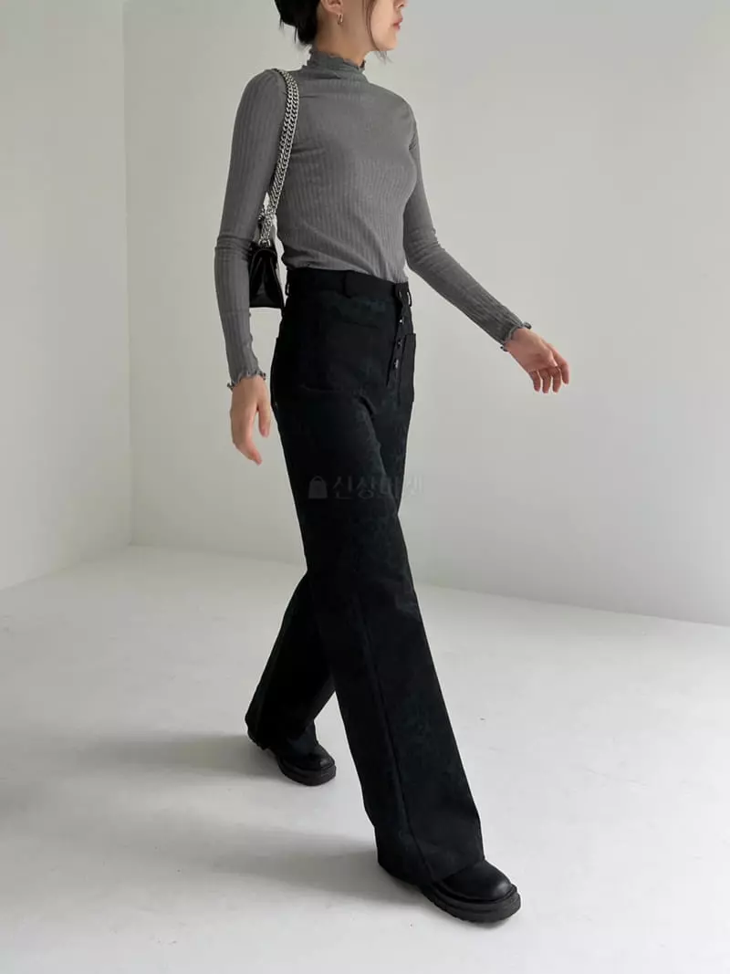 Pic - Korean Women Fashion - #momslook - Leopard Pants - 5