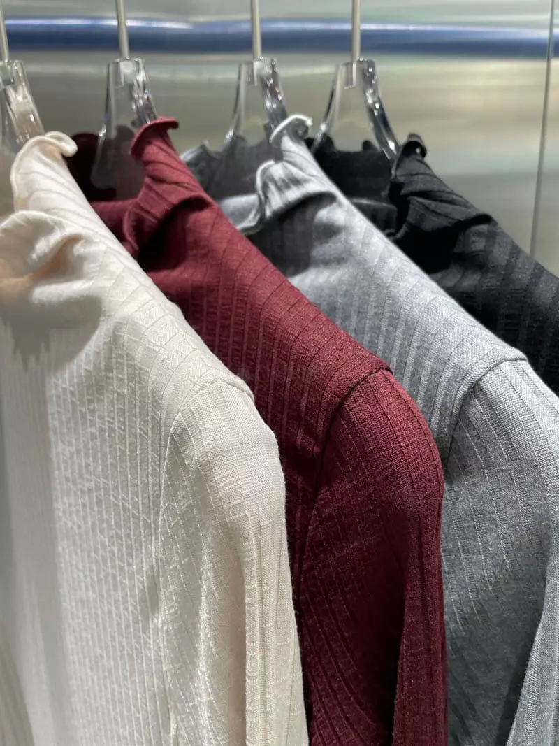 Pic - Korean Women Fashion - #vintagekidsstyle - Mock Neck Rib Tee - 12