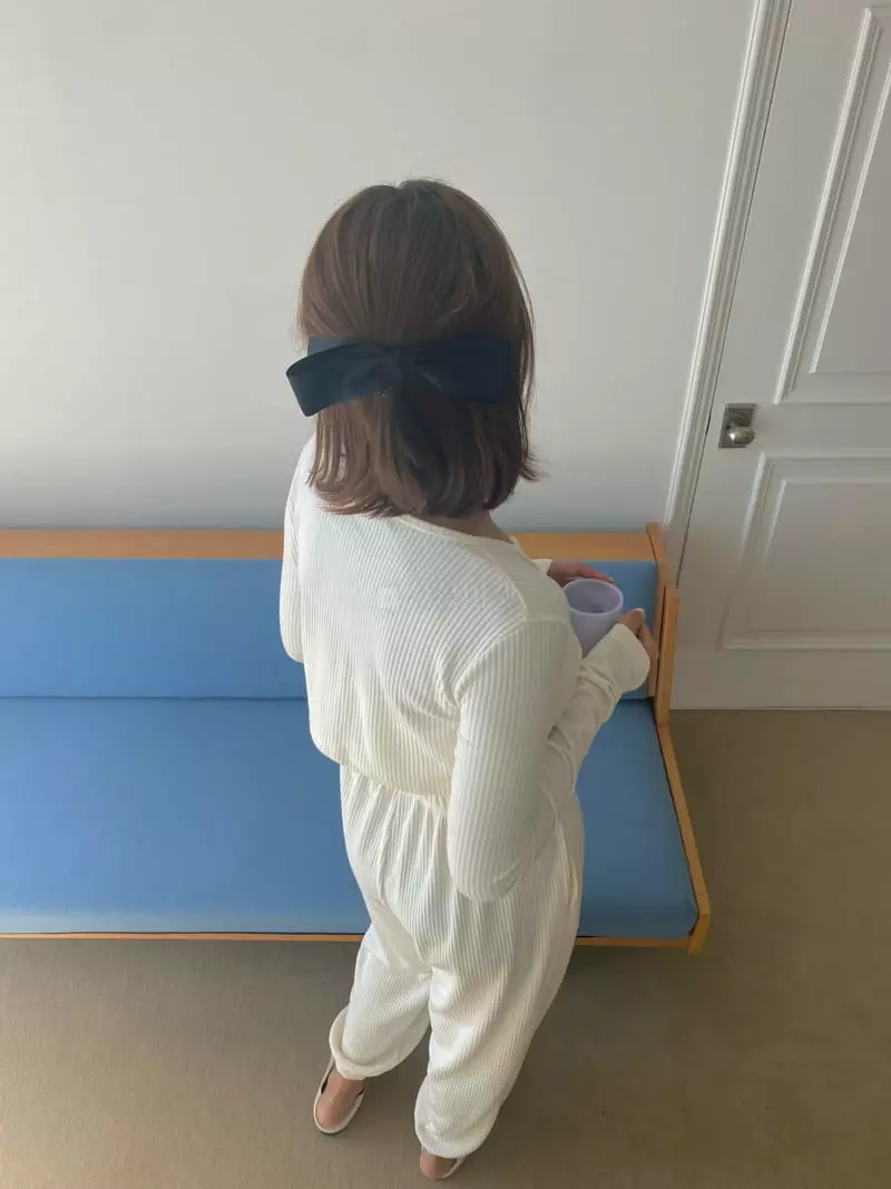 Pink Dolphin - Korean Women Fashion - #momslook - Andy Shirring Cardigan - 12