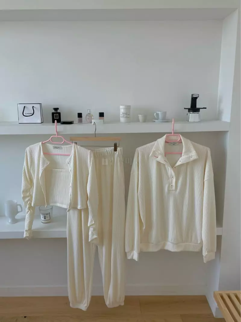 Pink Dolphin - Korean Women Fashion - #momslook - Andy Sweatshirt - 5