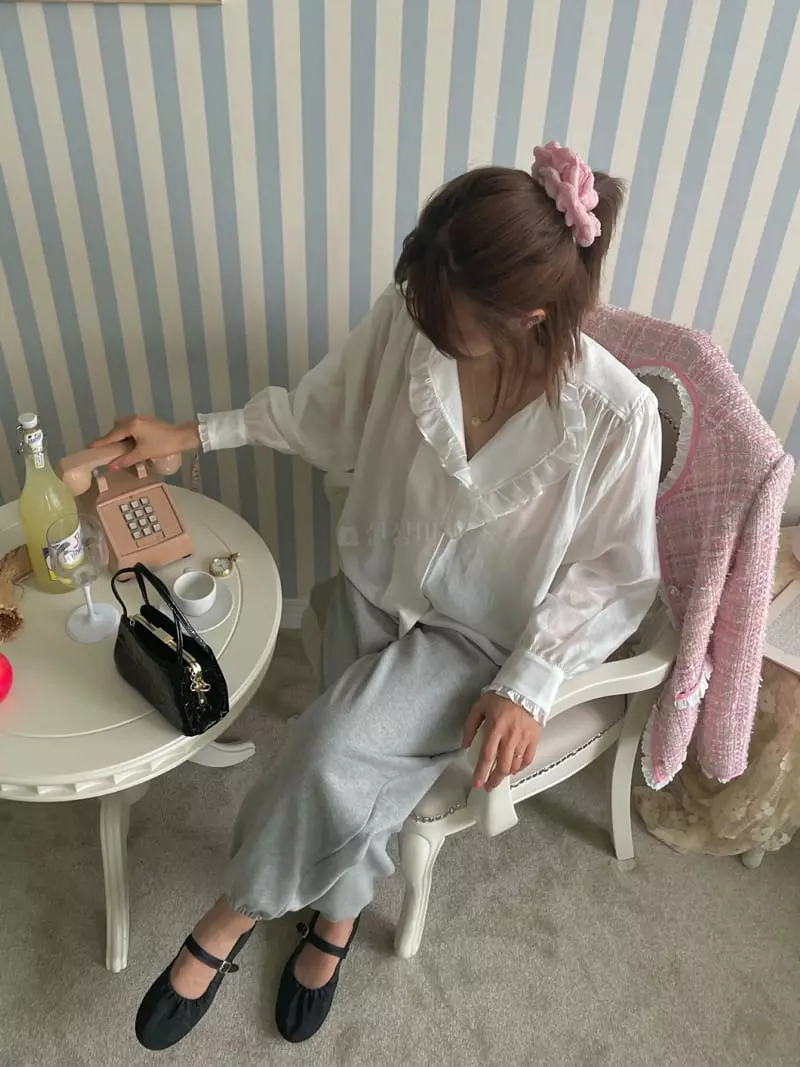 Pink Dolphin - Korean Women Fashion - #womensfashion - Shirring Blouse - 4