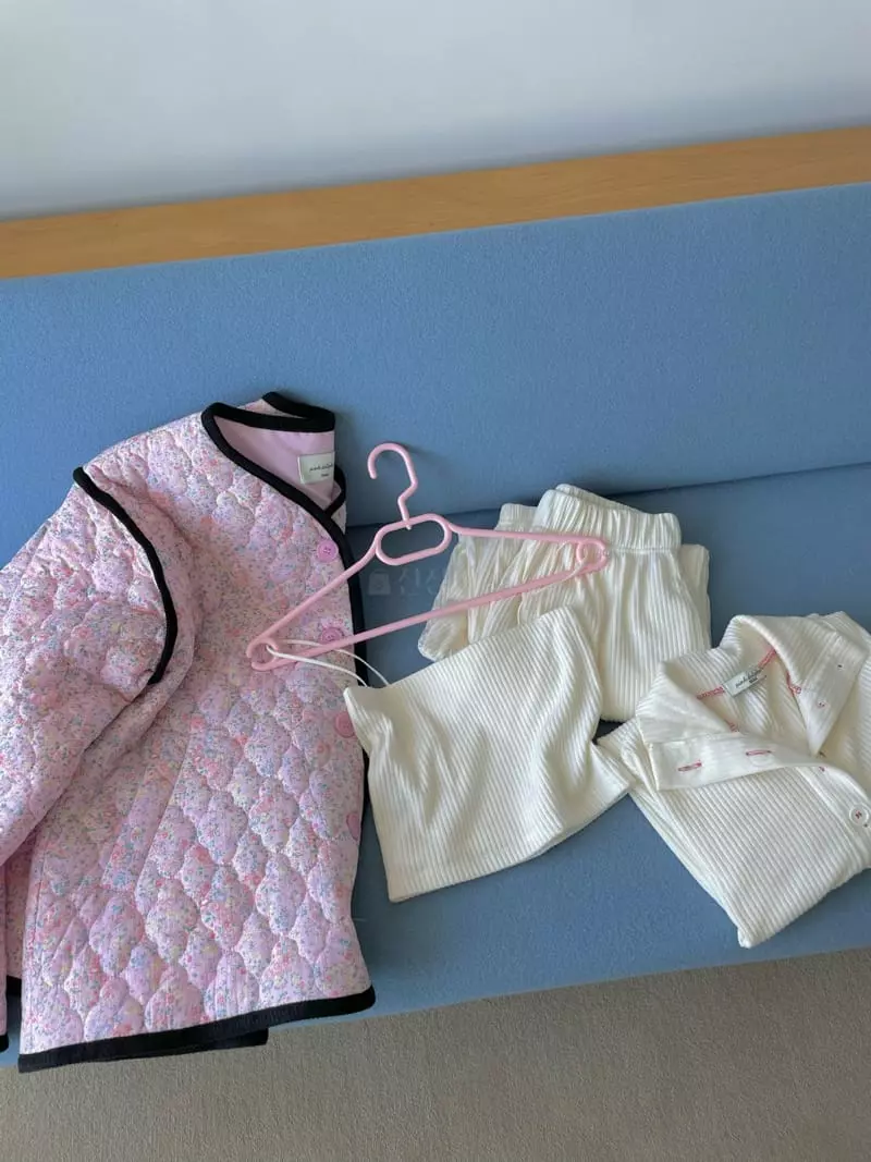 Pink Dolphin - Korean Women Fashion - #womensfashion - Flower Jumper - 4