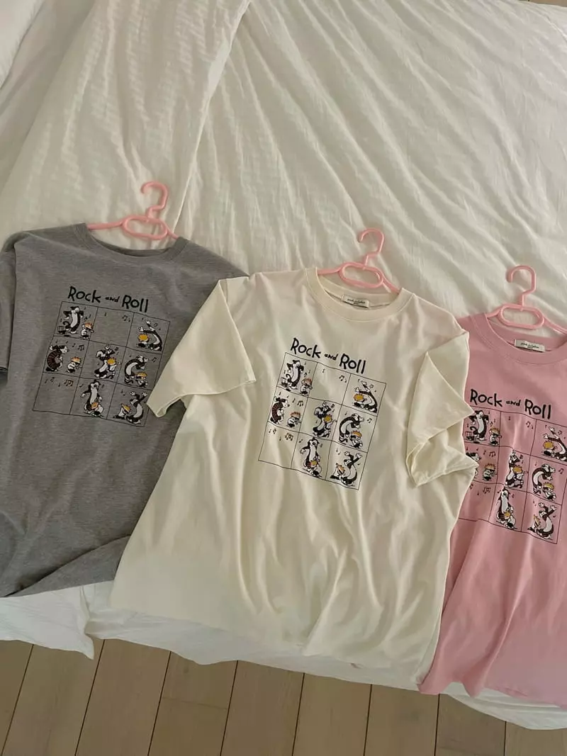 Pink Dolphin - Korean Women Fashion - #vintageinspired - Tiger Tee