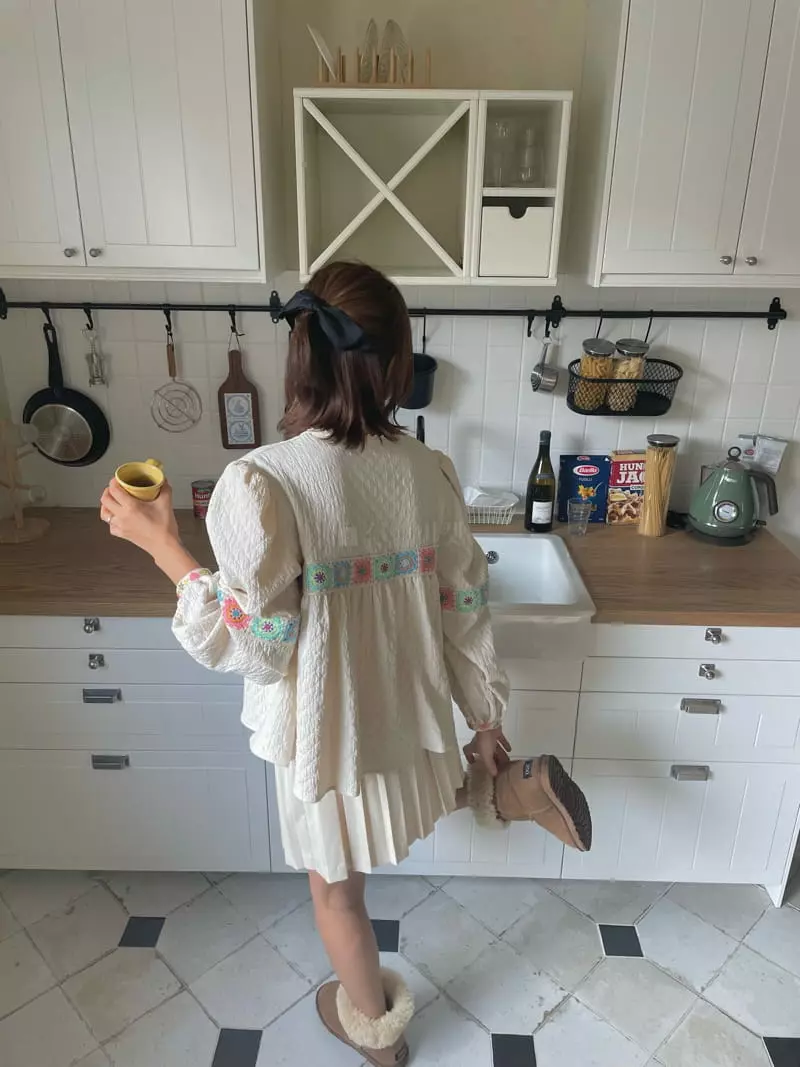Pink Dolphin - Korean Women Fashion - #womensfashion - Esnic Blouse - 12