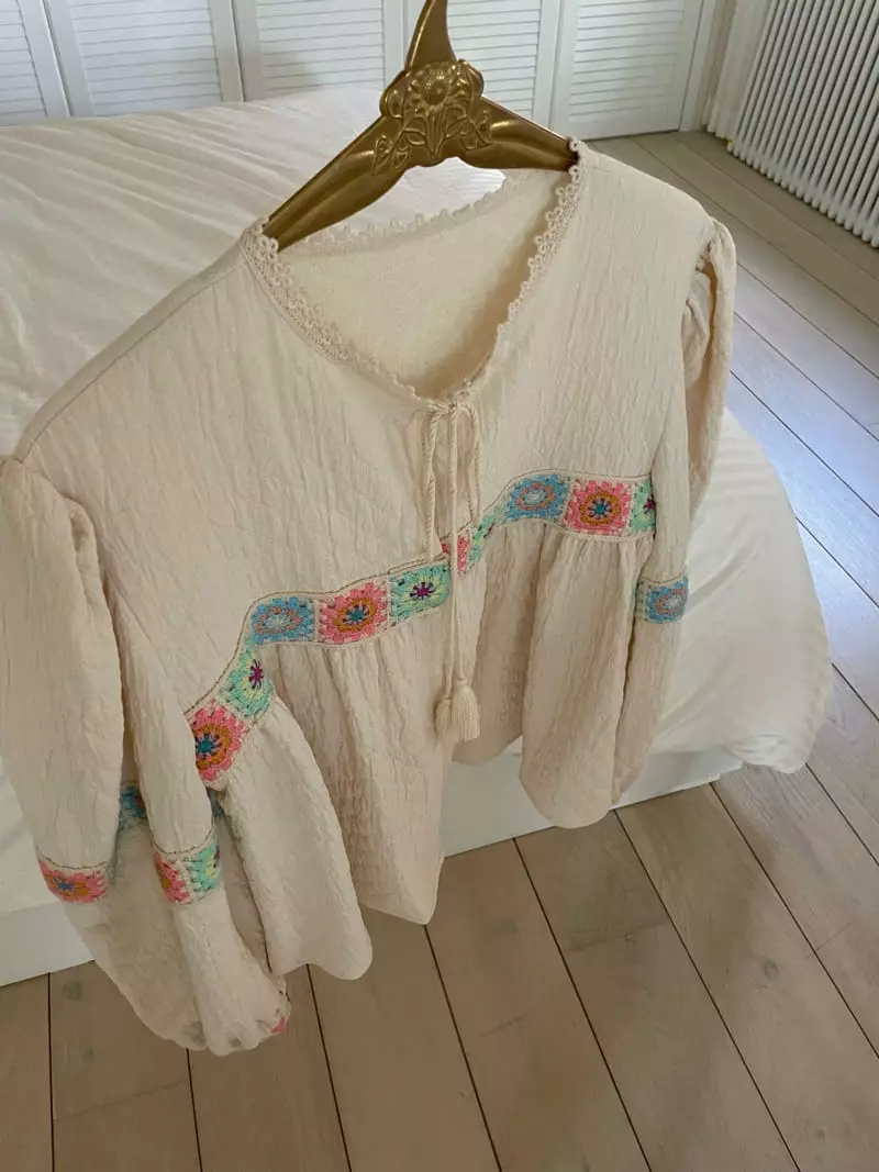 Pink Dolphin - Korean Women Fashion - #womensfashion - Esnic Blouse - 2
