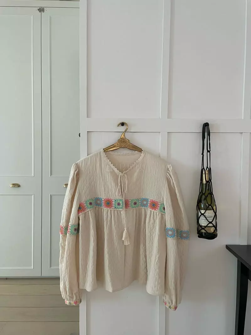 Pink Dolphin - Korean Women Fashion - #momslook - Esnic Blouse - 4