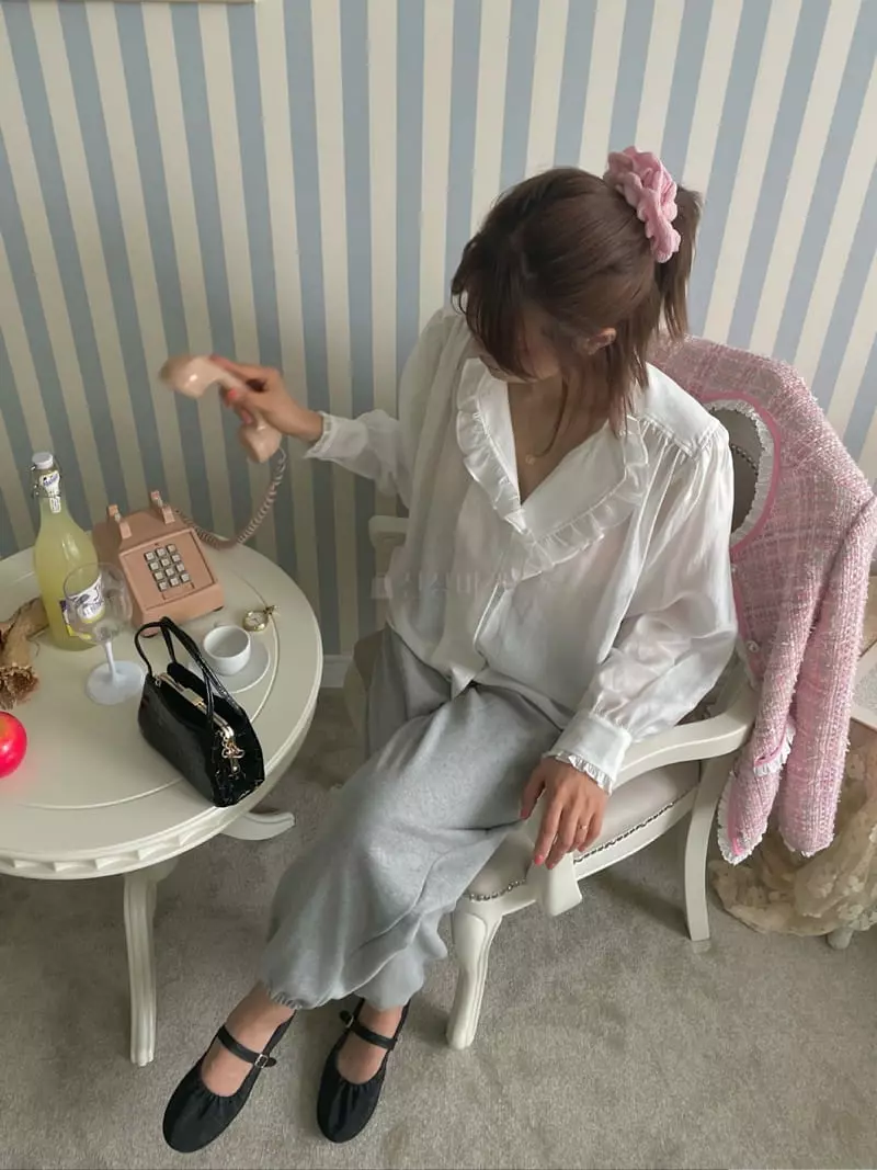 Pink Dolphin - Korean Women Fashion - #womensfashion - Shirring Blouse - 3