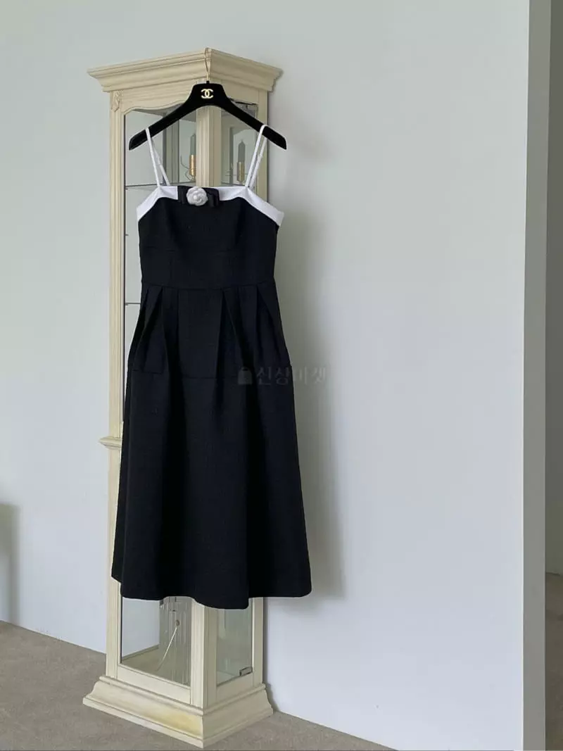 Pink Dolphin - Korean Women Fashion - #womensfashion - Merry One-piece - 12