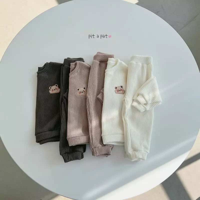Pitapat - Korean Baby Fashion - #babyfashion - Hurry Up Bear Knit Top Bottom Set - 5