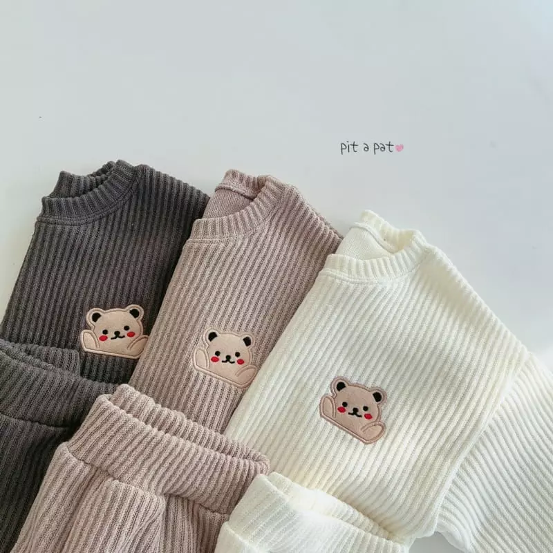 Pitapat - Korean Baby Fashion - #smilingbaby - Hurry Up Bear Knit Top Bottom Set