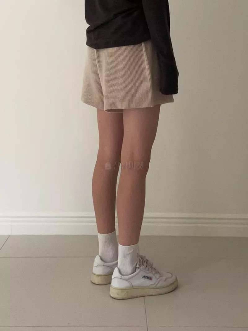 Plat - Korean Women Fashion - #womensfashion - Cash Shorts - 5