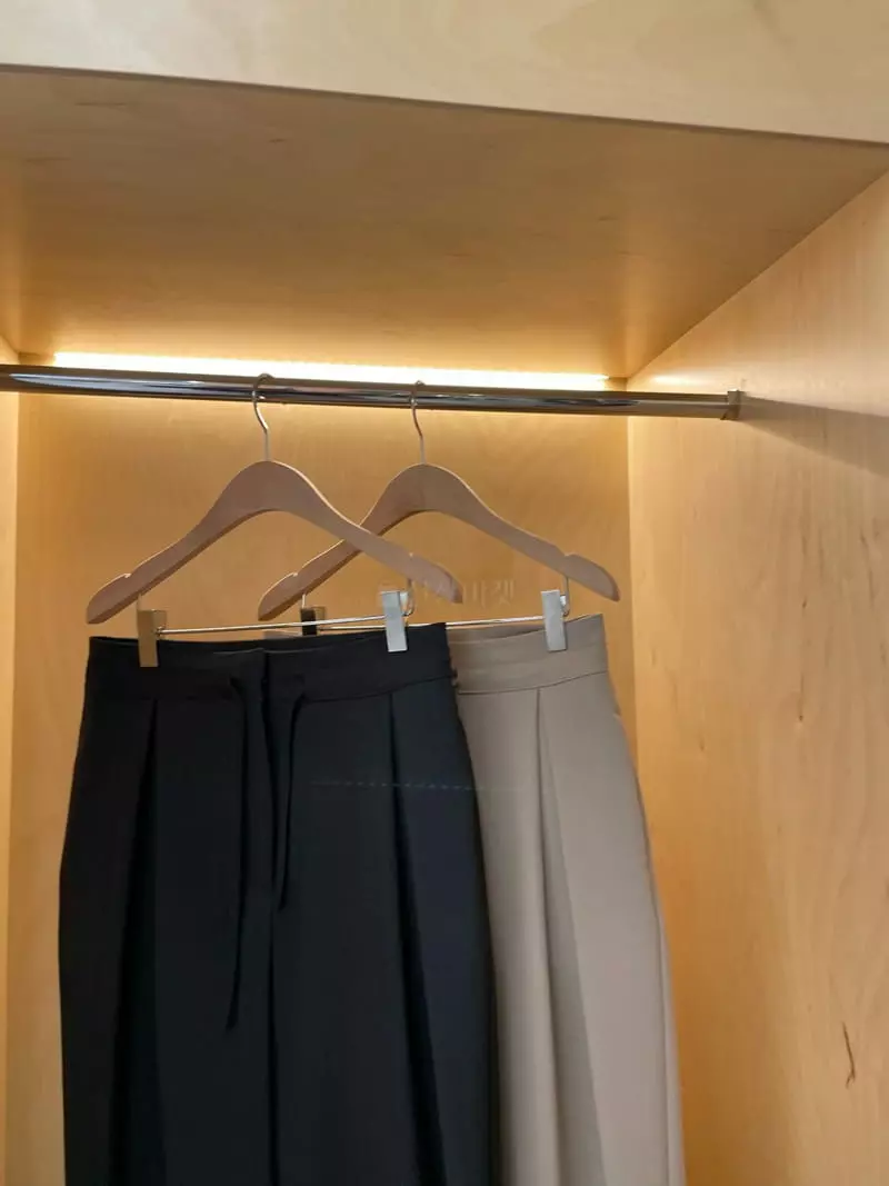 Project View - Korean Women Fashion - #momslook - Curve Pants - 4