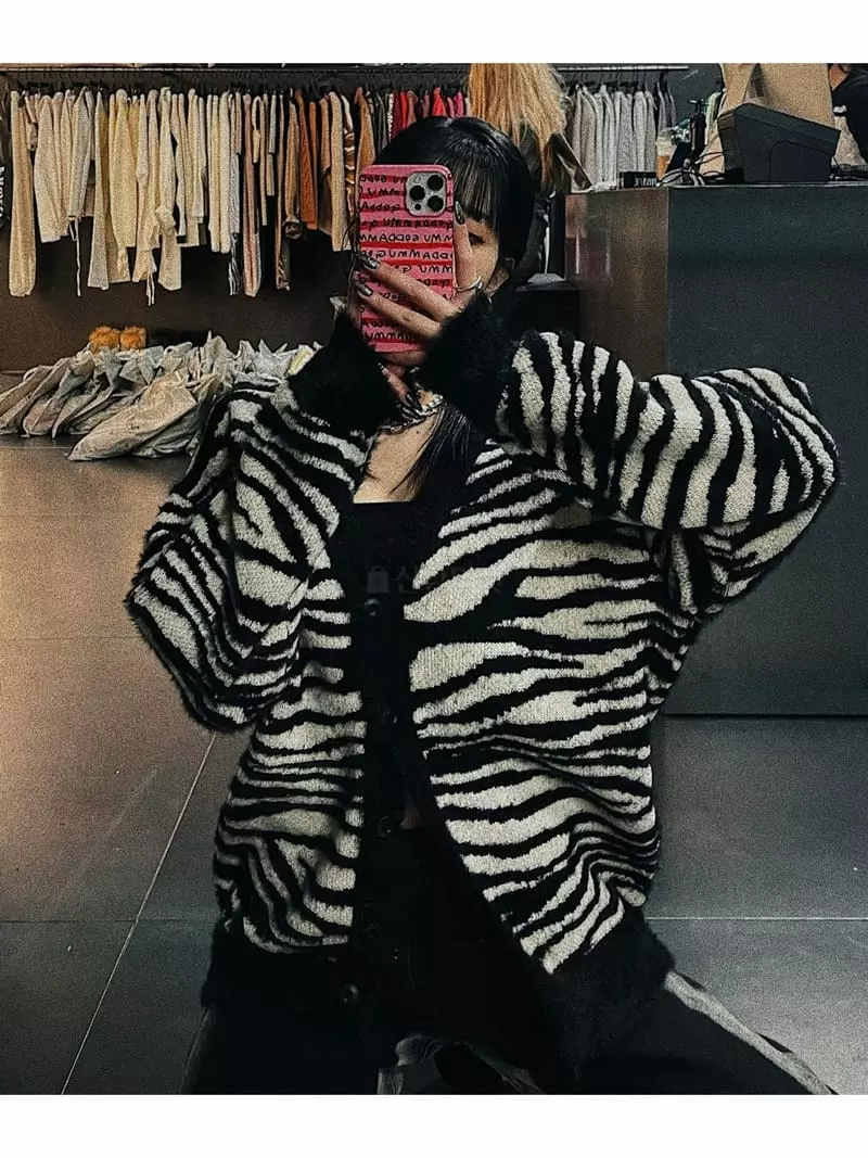 Project Wave - Korean Women Fashion - #momslook - Zebra Cardigan - 3