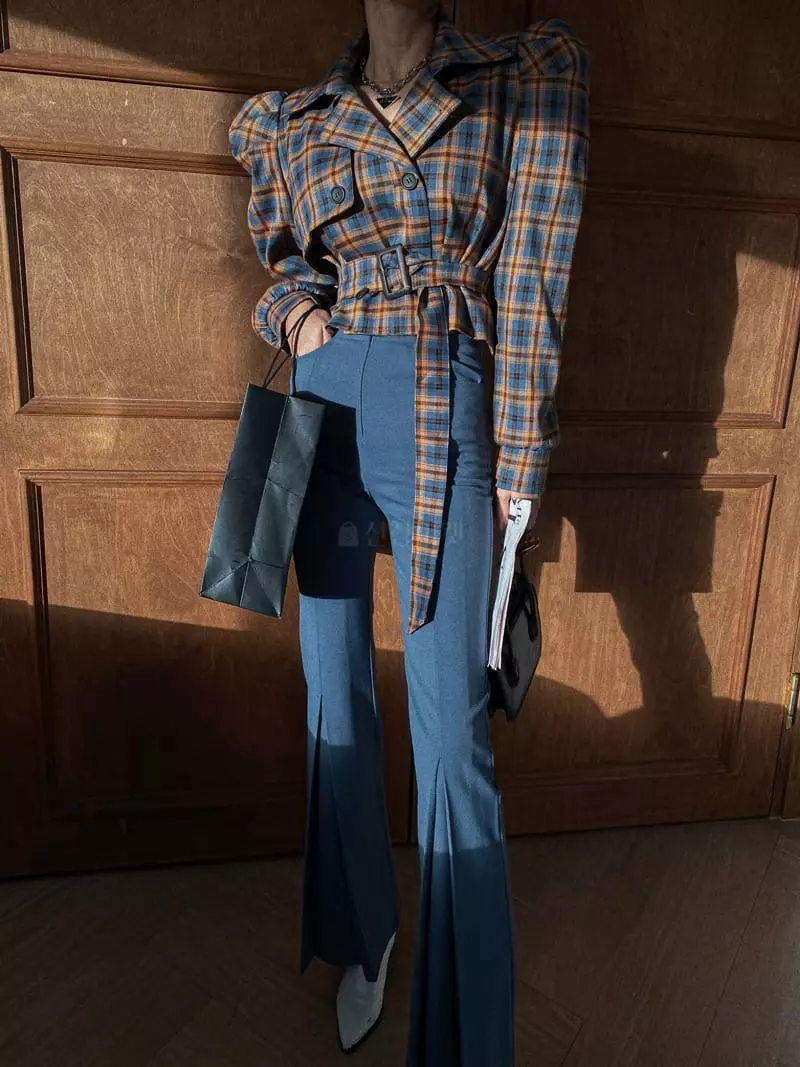 Rare Closet - Korean Women Fashion - #womensfashion - Check Short Trench Jacket - 4