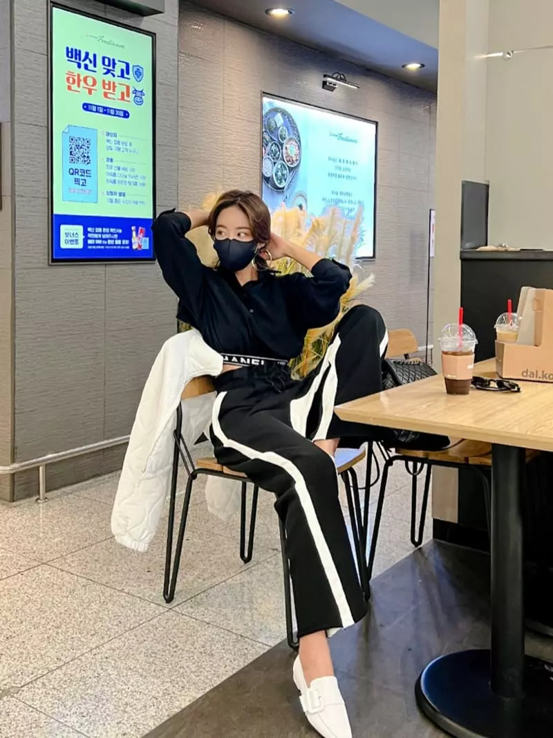 Rare Closet - Korean Women Fashion - #momslook - Color Wide Pants