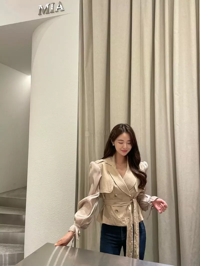 Rare Closet - Korean Women Fashion - #momslook - Twinkle Trench Jacket - 12