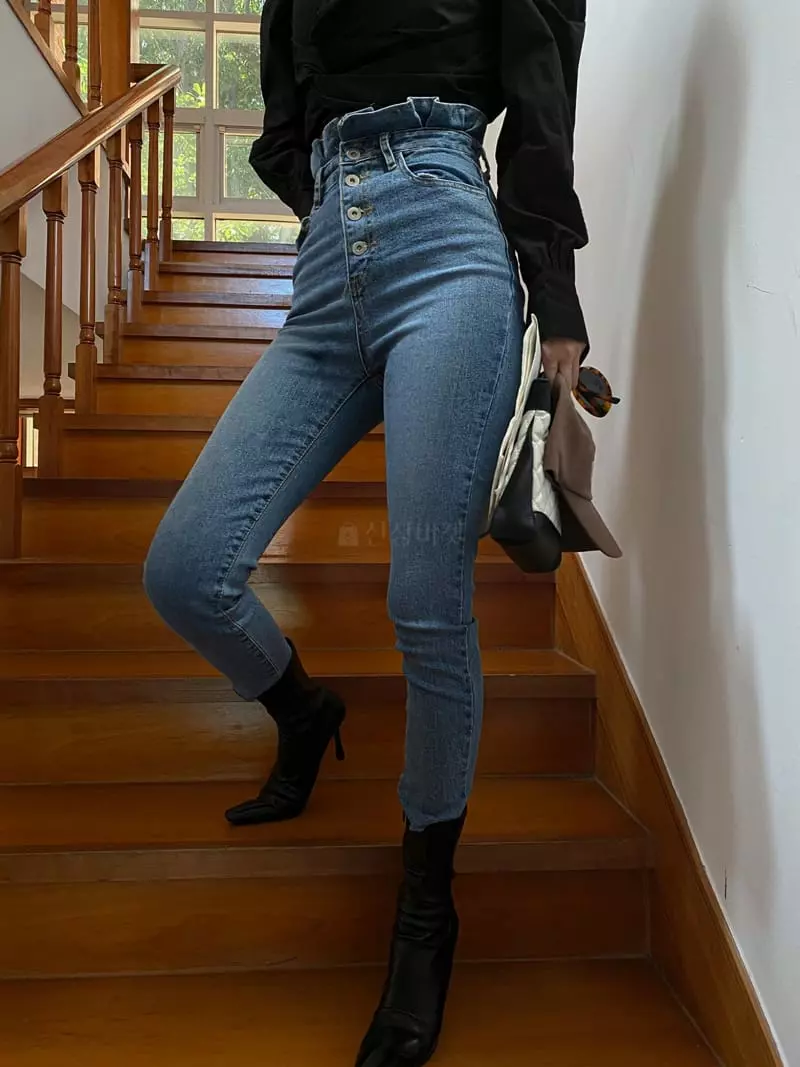 Rare Closet - Korean Women Fashion - #romanticstyle - Frill Pants