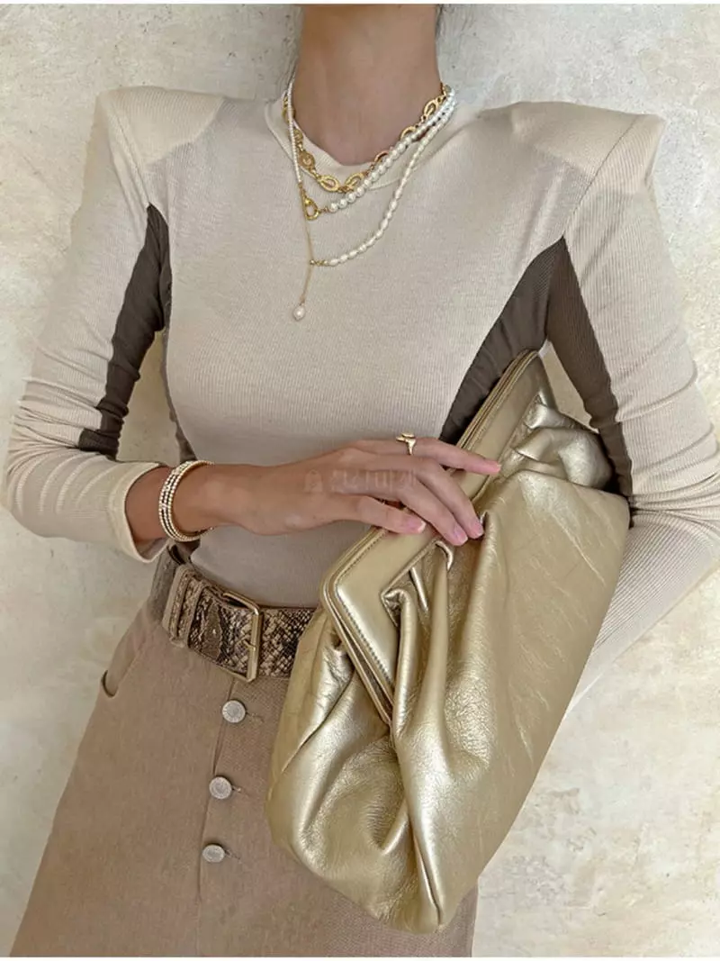 Rare Closet - Korean Women Fashion - #momslook - Line Color Shirring Tee - 4