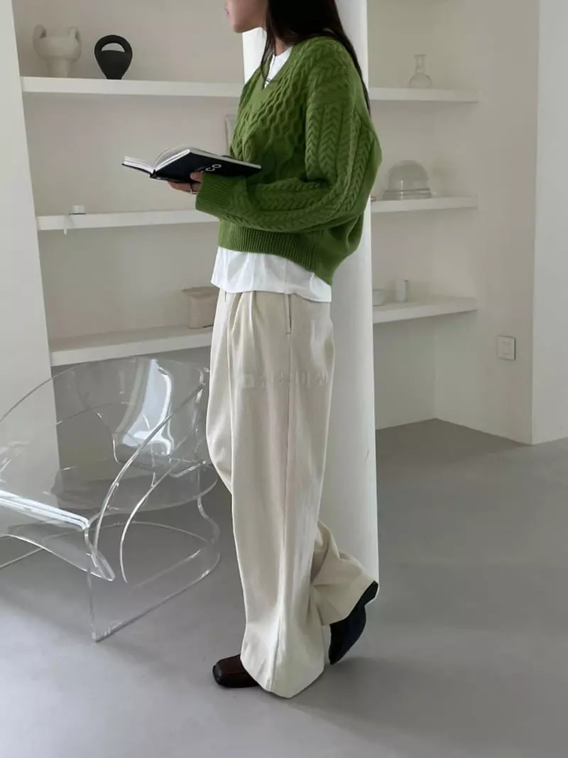 Ravi - Korean Women Fashion - #momslook - Mix V Knit Tee - 2