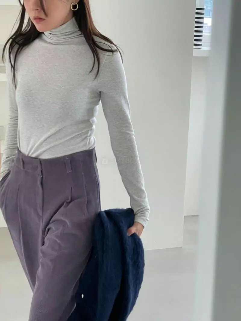 Ravi - Korean Women Fashion - #womensfashion - Arc Turtleneck Tee
