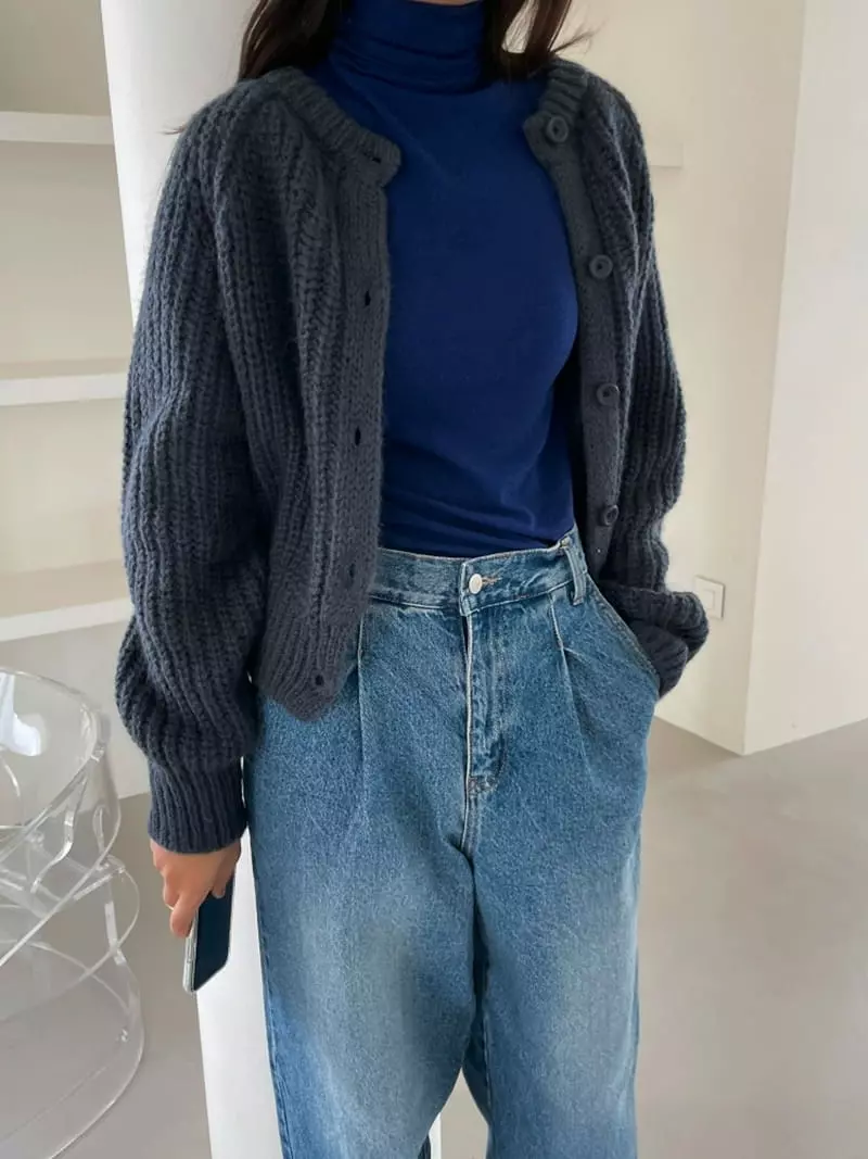 Ravi - Korean Women Fashion - #womensfashion - Arc Turtleneck Tee - 11