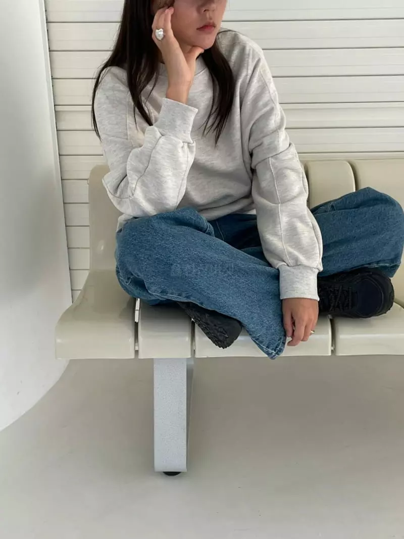 Ravi - Korean Women Fashion - #womensfashion - Volume Sweatshirt - 2