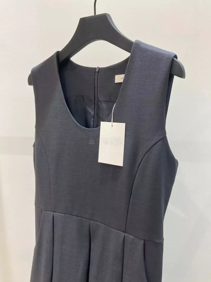 Refleur - Korean Women Fashion - #womensfashion - Leoni Pleats One-piece - 3
